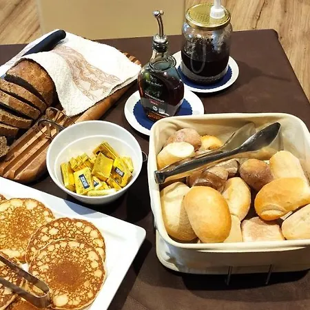 Bondi Bed & Breakfast