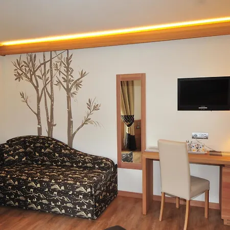 Bondi 3* Ливиньо