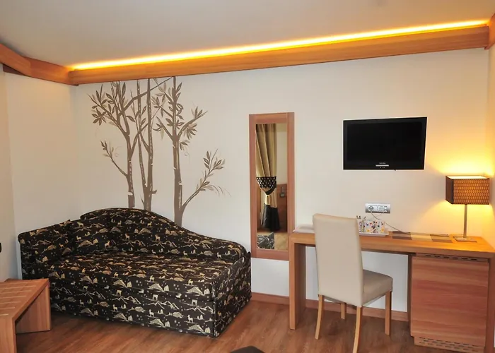 Bondi 3* Ливиньо